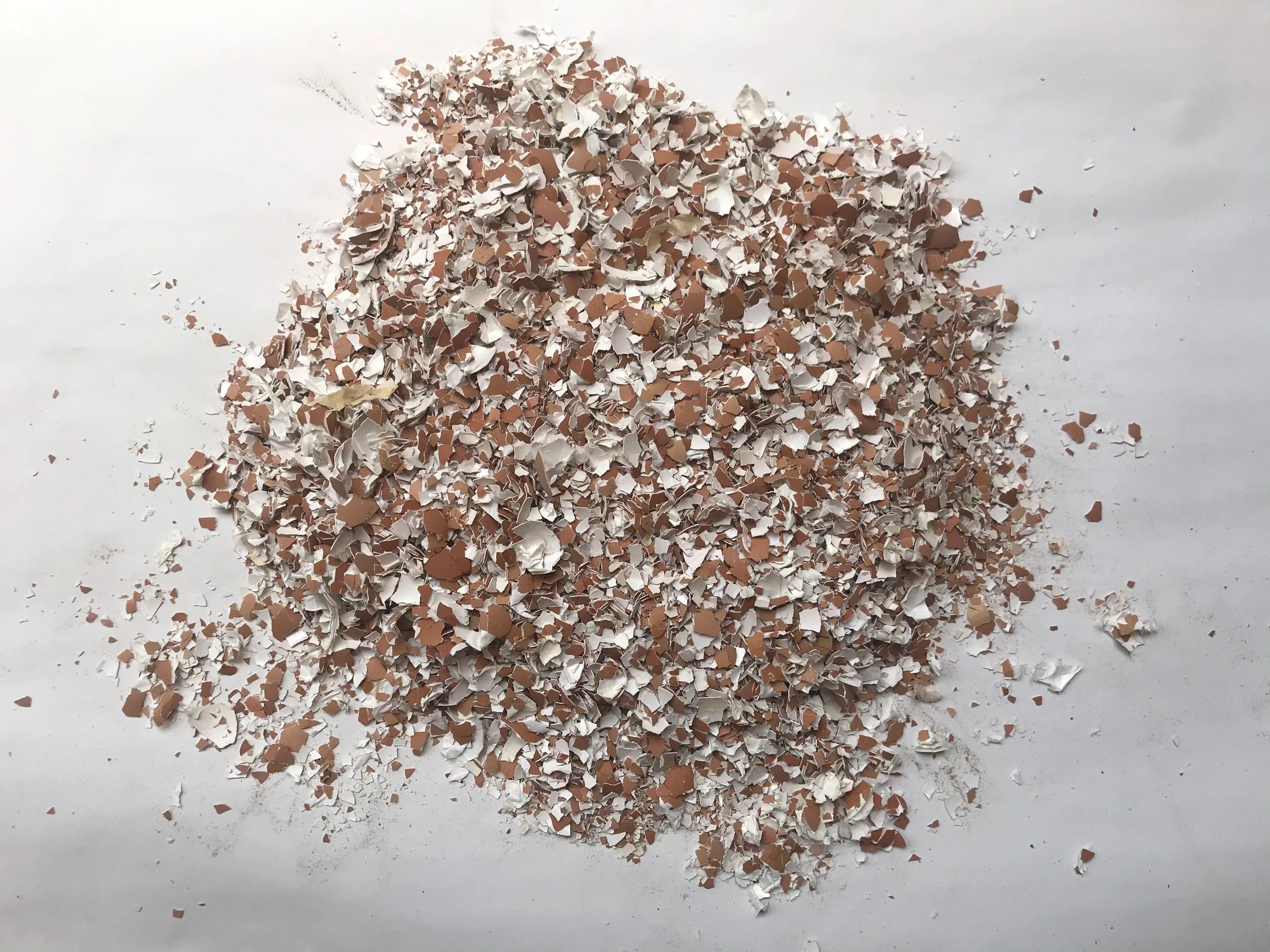 Eggshell powder prepared for industrial and agricultural use