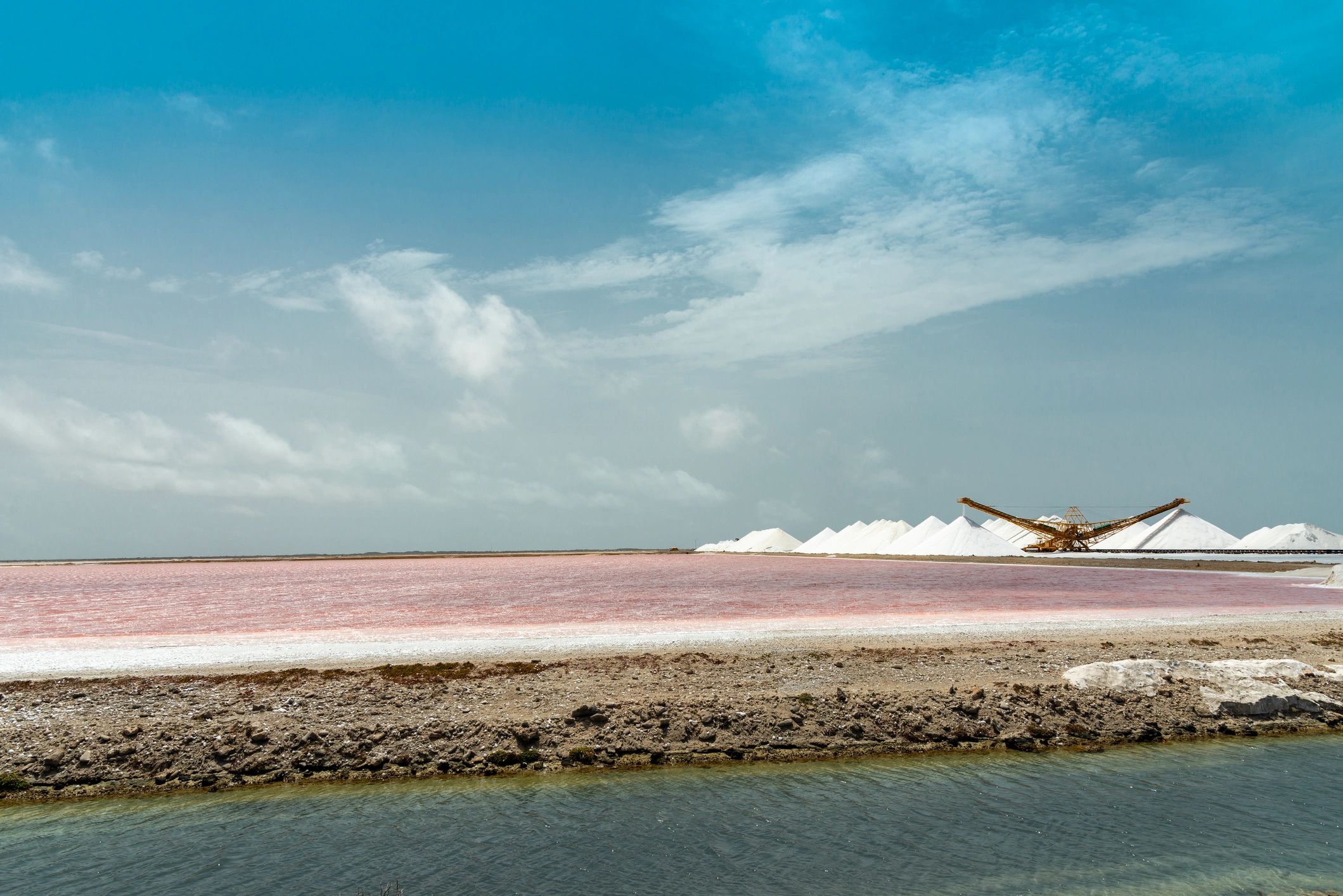 Pink salt production landscape for bath and spa salt supply