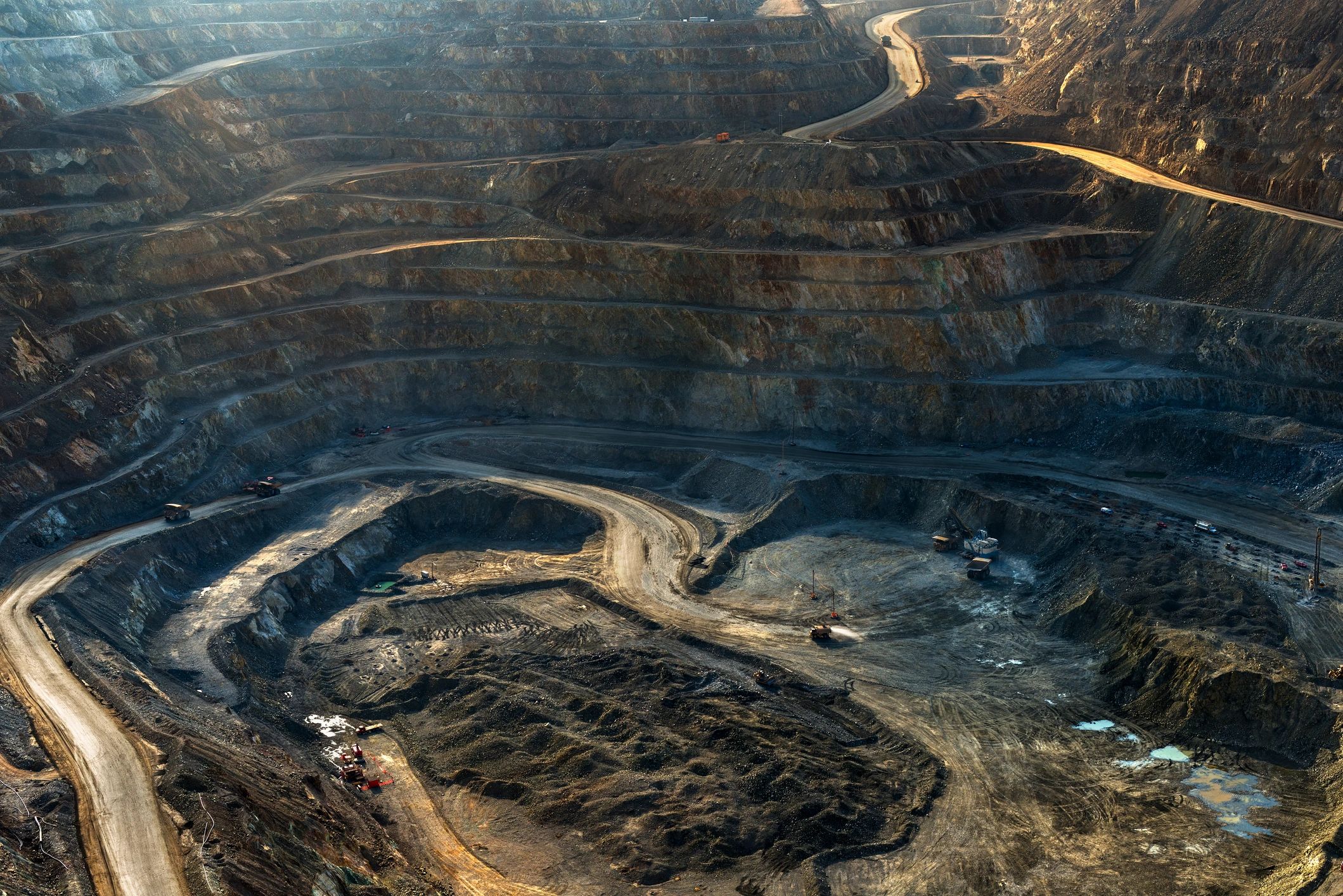 Large-scale industrial mineral mining site